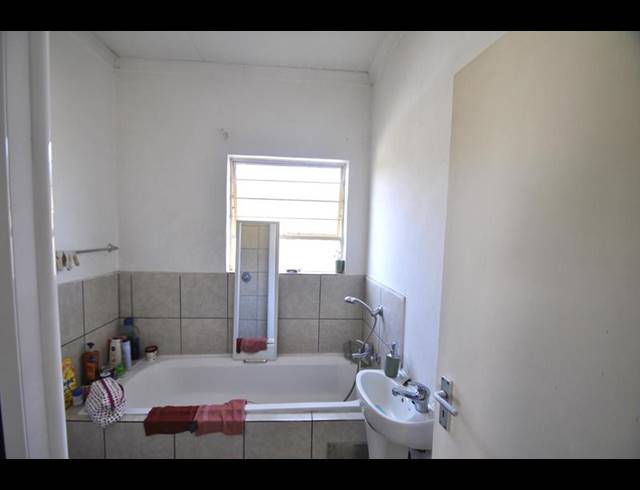 3 BEDROOM SIMPLEX FOR SALE IN DAWN PARK